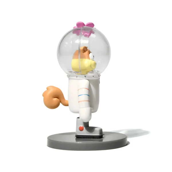海绵宝宝 (46) Anatomy Astronaut Squirrel PVC Figurine Hot Pop Culture Character Collectible Life Size 3D Printed Anime Figurine