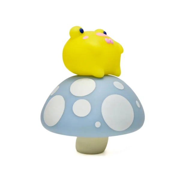 蘑菇青蛙 (14) Custom Mushroom Frog Vinyl Figure From Professional Vinyl Figurine Factory Cute Art Toy Collectible for Display
