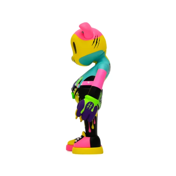 Graffiti Designer Vinyl Toy Production Process Street Pop Art Collectible Figurine Urban Art Decoration Statue
